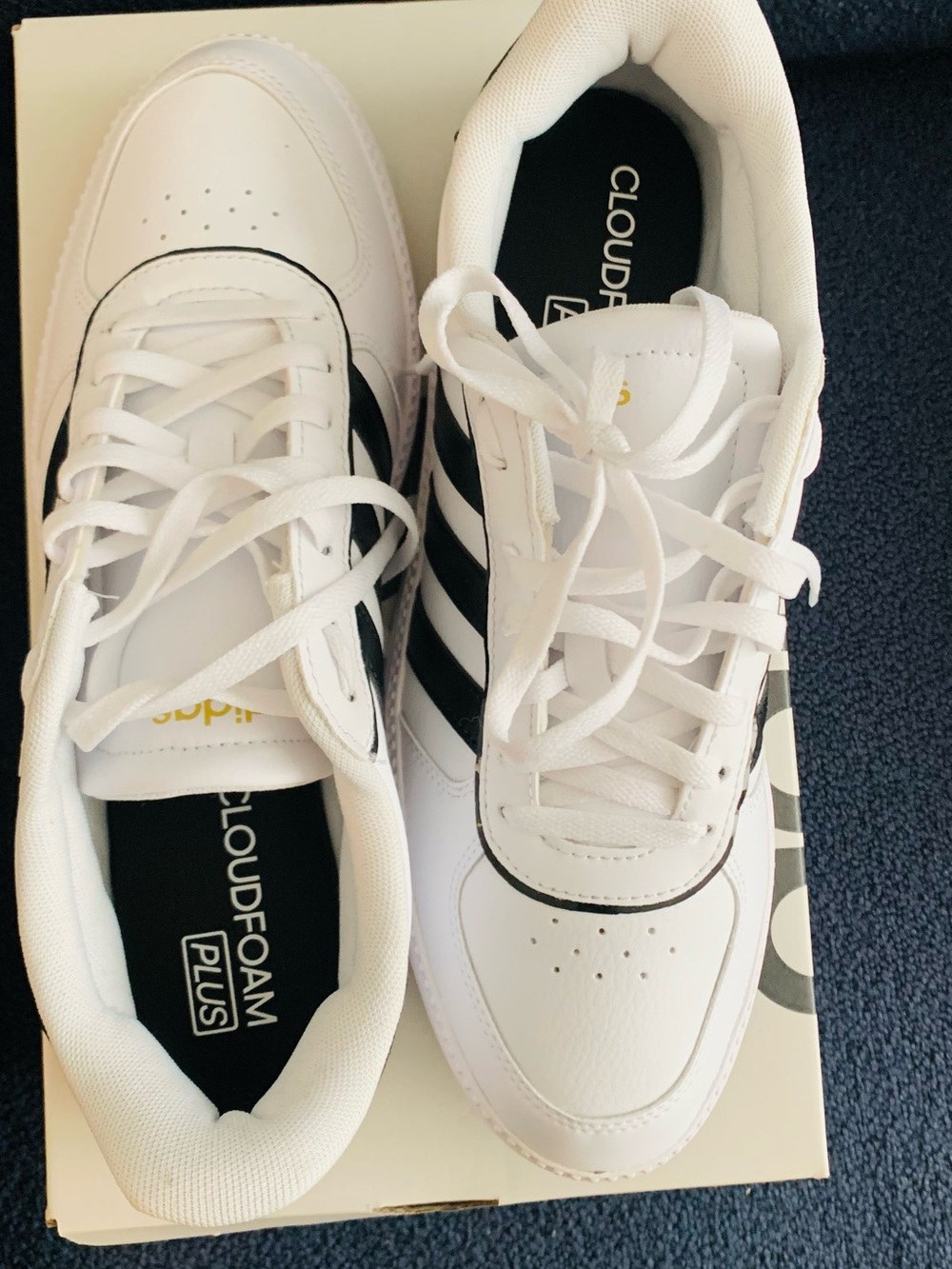 adidas Men's White Sneakers with Black Stripes and Heel